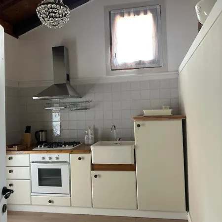 לינה וארוחת בוקר Bednbarchessa 3*