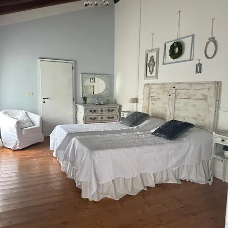 לינה וארוחת בוקר Bednbarchessa פורטוגרוארו